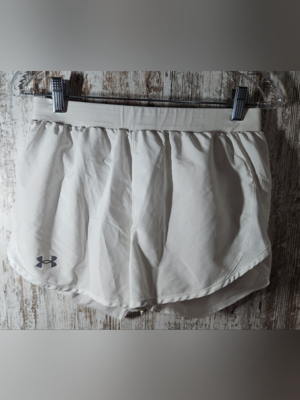 Under Armour White Fly By 2.0 Mesh Panel Running Shorts Womens Size Small